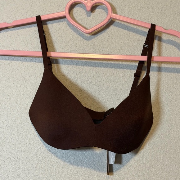 SKIMS Wireless Form Push Up Plunge Bra Cocoa NWT 30D - Picture 7 of 7